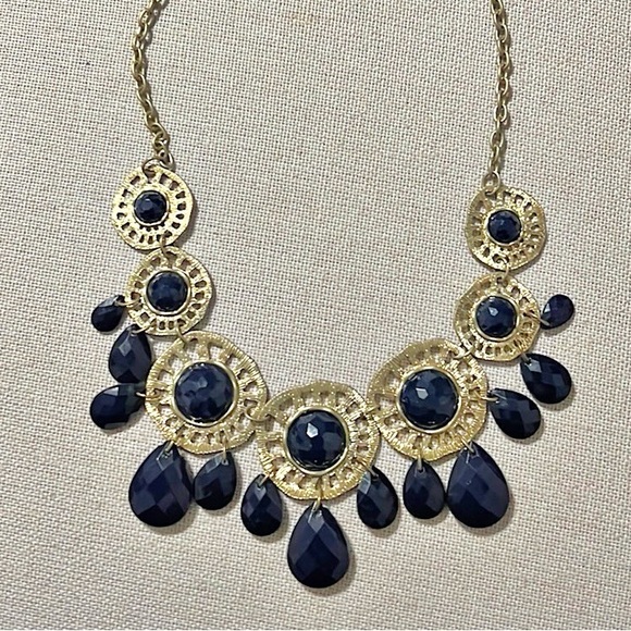 Gold-Tone Chain with Blue Rhinestones Necklace, Pristine Condition - Picture 3 of 6